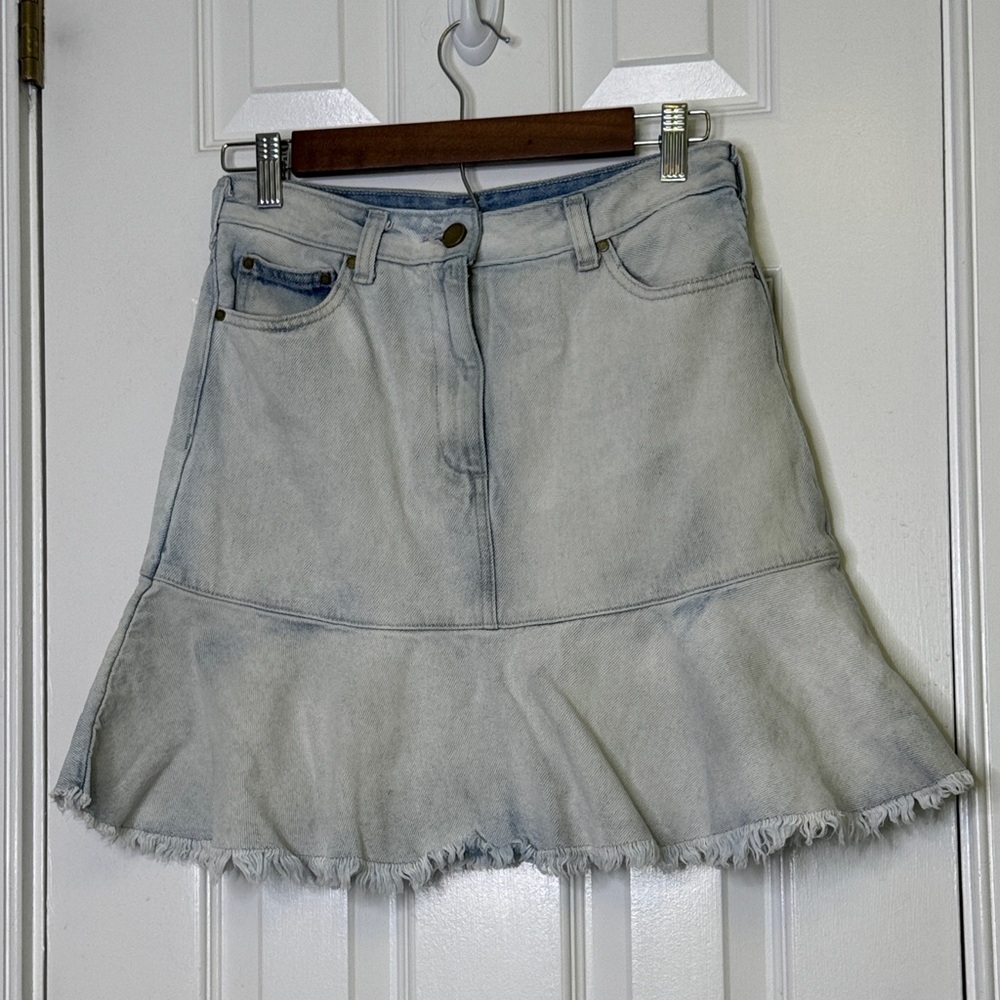 Michael Kors Vintage Y2K Light Wash Raw Hem Denim Skirt Size 2 - Picture 2 of 8
